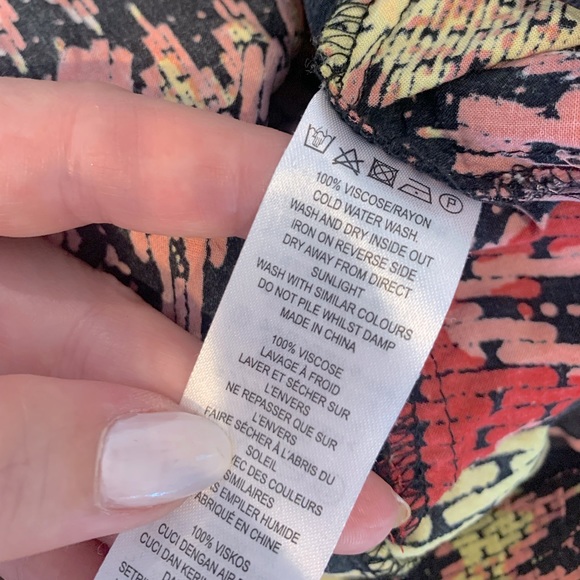 French Connection Boho Shorts Size 8 Medium - Picture 11 of 12